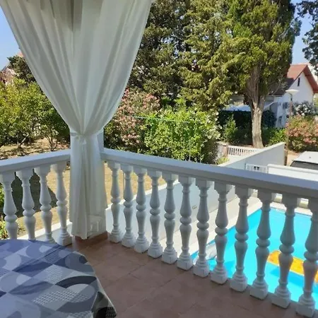 Lejlighed Anchor With Shared Swimming Pool